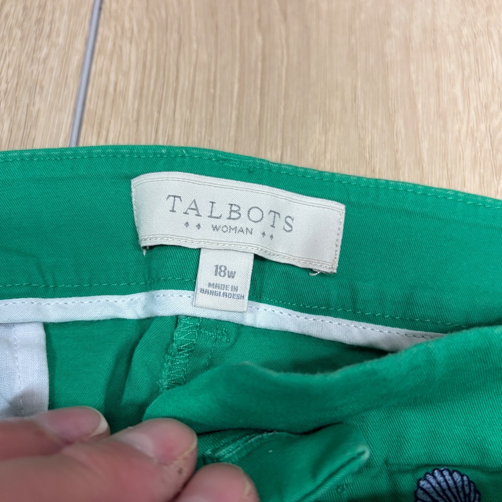 Talbots Woman Green Seashell Starfish Embroidered Crop Pants 18W Nautical Capri - Picture 2 of 7